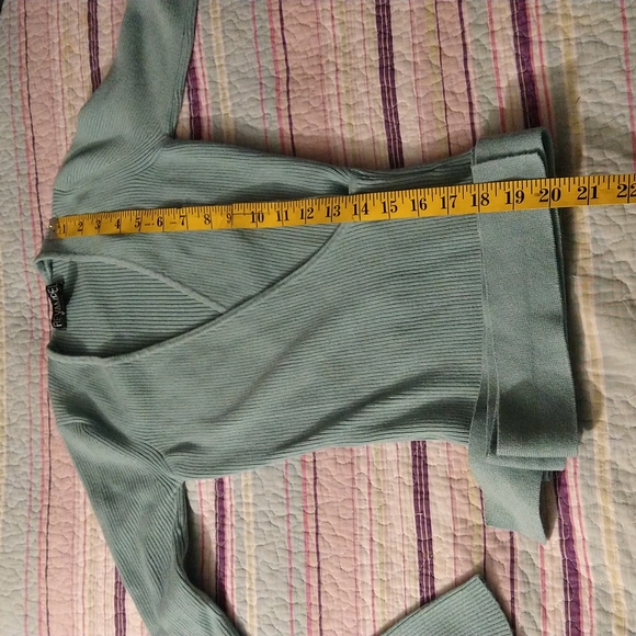 Size S blue long sleeve revamped sweatshirt - Picture 9 of 13